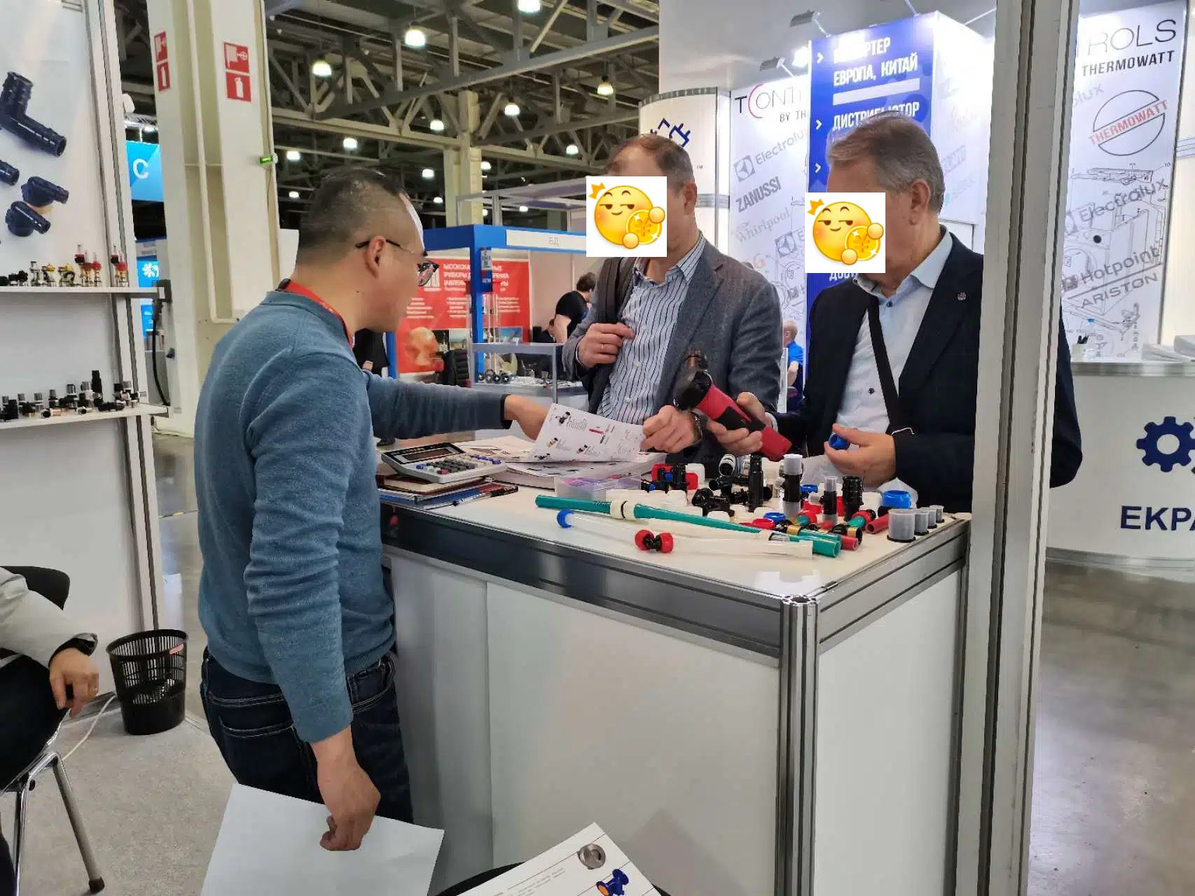 Demonstrating product features